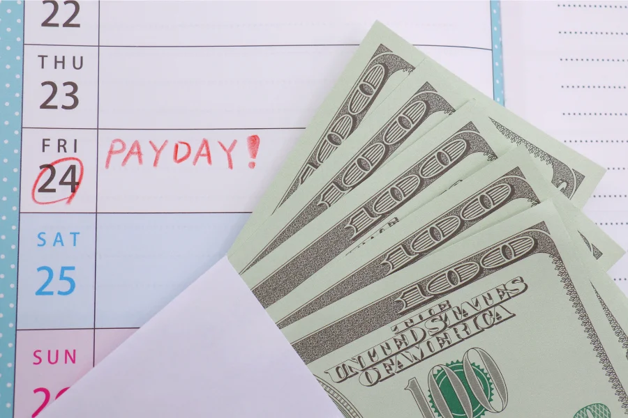 How much is the tax for 30000 pesos salary Philippines?